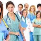 Groep van verpleegkundigen en artsen